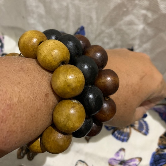 Elastic wood beads bracelets 3 colors.SOLD OUT SOLD OUT - Picture 5 of 8